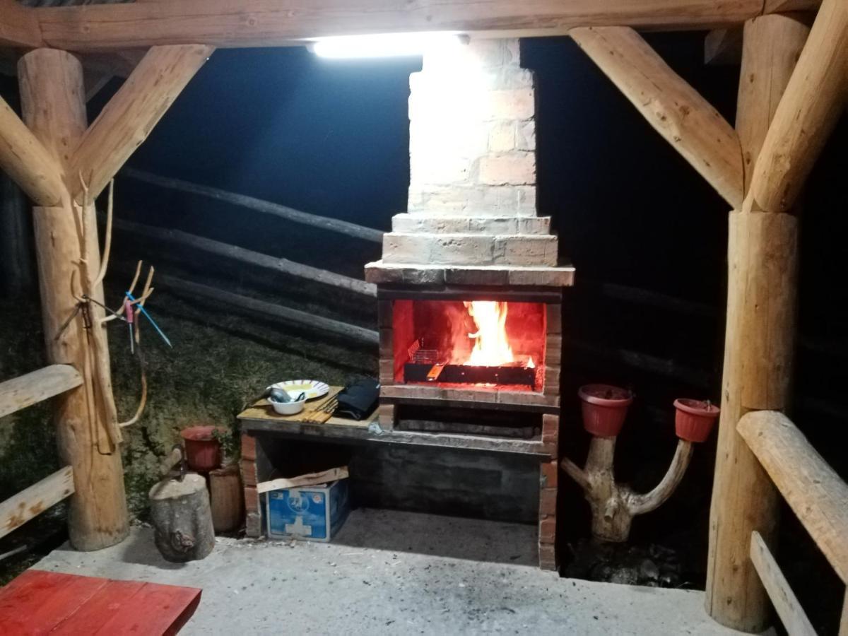 보로크타 Шпінь 2 빌라 외부 사진